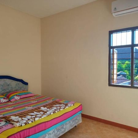 Thalia Guesthouse Ijen - Bromo & Sukamade Tour Banyuwangi  Exterior photo