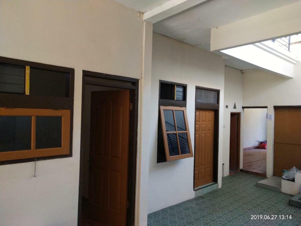 Thalia Guesthouse Ijen - Bromo & Sukamade Tour Banyuwangi  Exterior photo