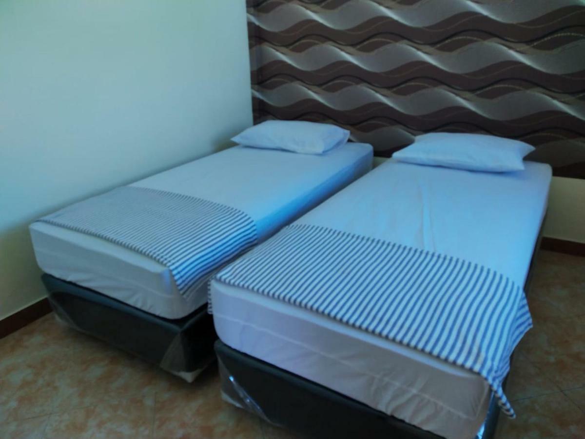 Thalia Guesthouse Ijen - Bromo & Sukamade Tour Banyuwangi  Exterior photo